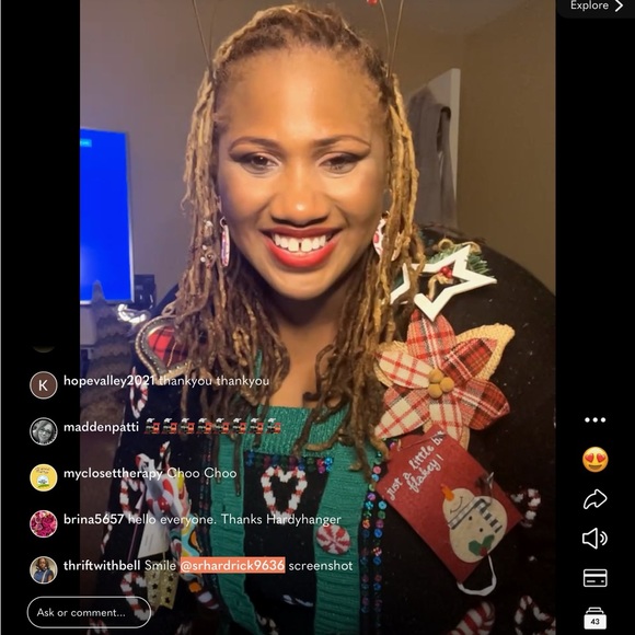 Steph (srhardrick9636)  Is Now Live!! Unique Finds and Looks for your Closet!! - Picture 5 of 14